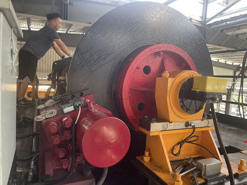 湖北黃岡冶金用天車(chē)SB100現(xiàn)場(chǎng)指導(dǎo)調(diào)試